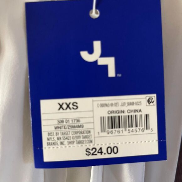 JoyLab White Skater Mini Skirt – Pleated Athletic Style - Picture 5 of 5